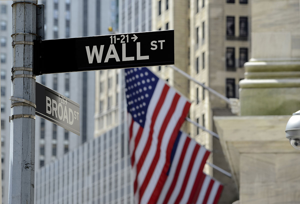 Smart Financial Habits Every Young Adult Should Develop Early