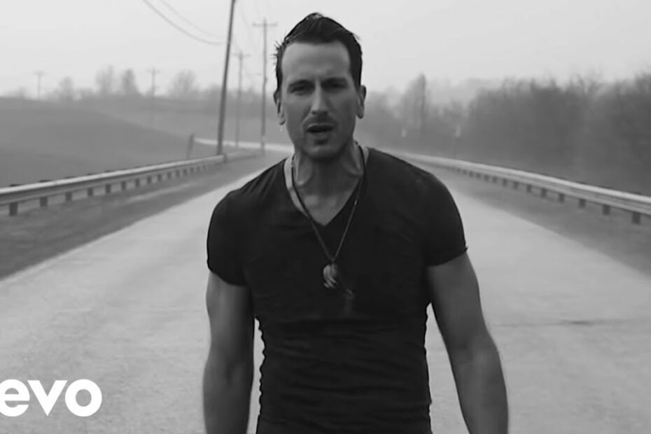 How Tall Is Russell Dickerson