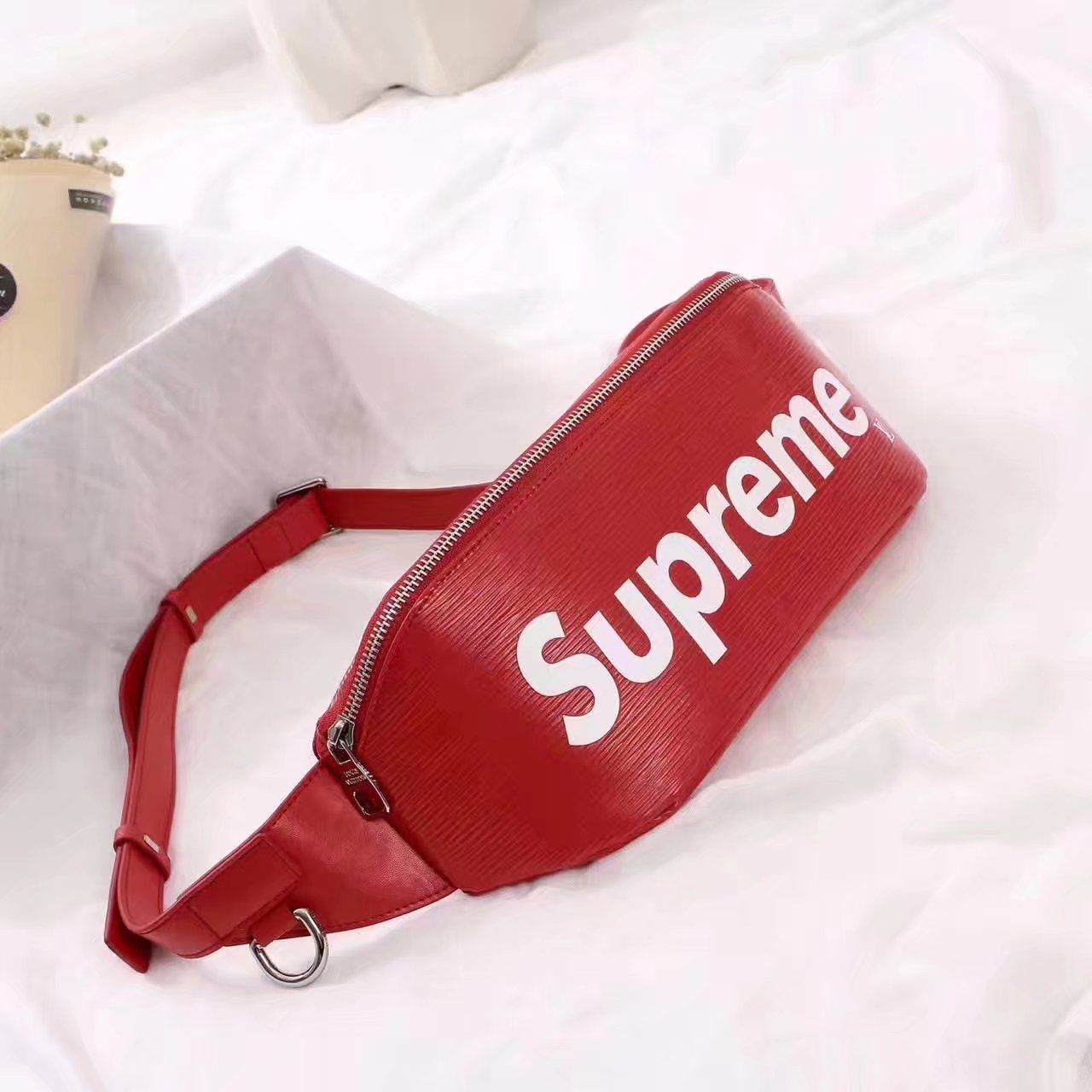 Chi Tiết 67+ Về Louis Vuitton Supreme Fanny Pack Hay Nhất -  Cdgdbentre.Edu.Vn