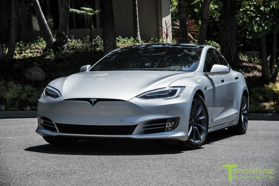 Silver-Tesla-Model-S- | Tesla Model S, Tesla Model, Tesla Car