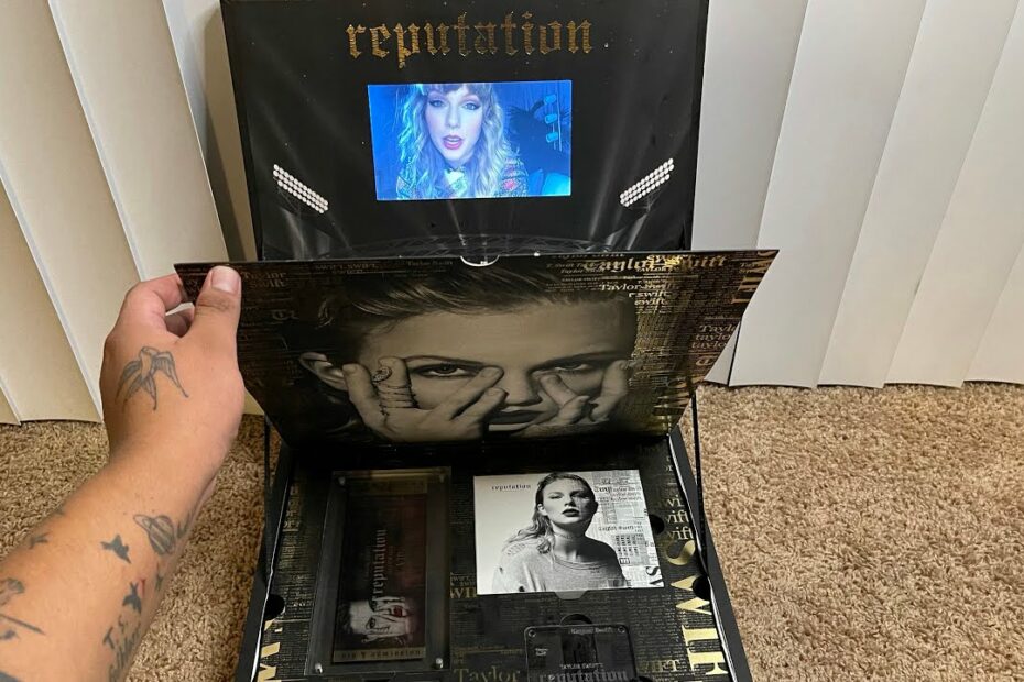 Taylor Swift Reputation Tour Vip Box Unboxing - Youtube