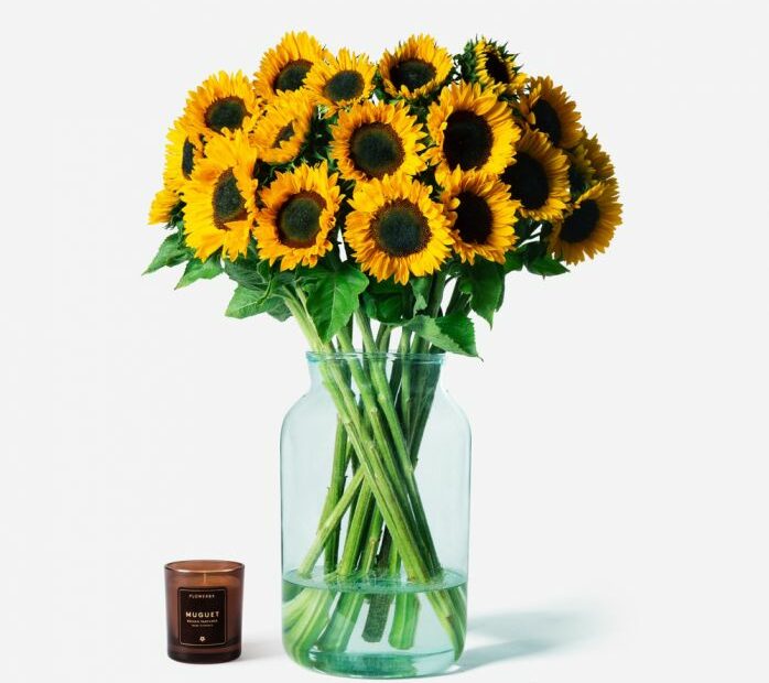 Sunflowers With A Vase | Sunflower Vase Set | Flowerbx Uk